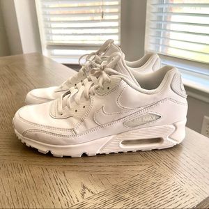 White Nike Air Maxes ✨